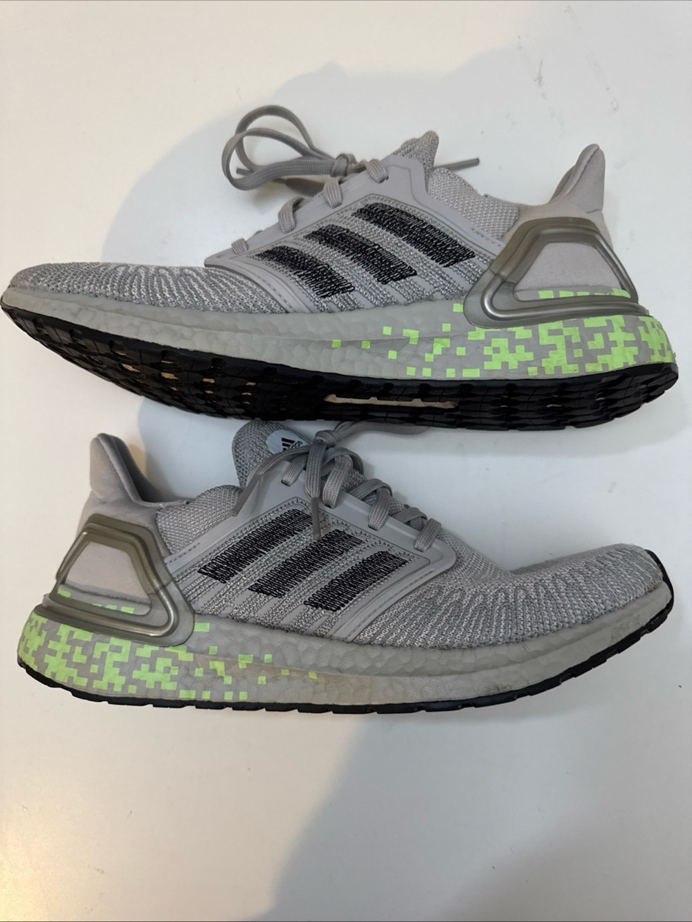 Adidas Ultraboost 20 "Digital Pixel - Grey Signal Green" US9